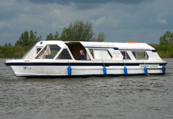 Shemmering light - Herbert Woods